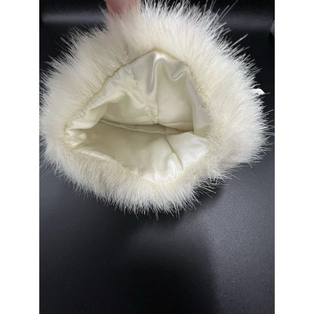 Pottery Barn  Faux Fur Wine Bag Holder Liquor Sleeve Cream 13